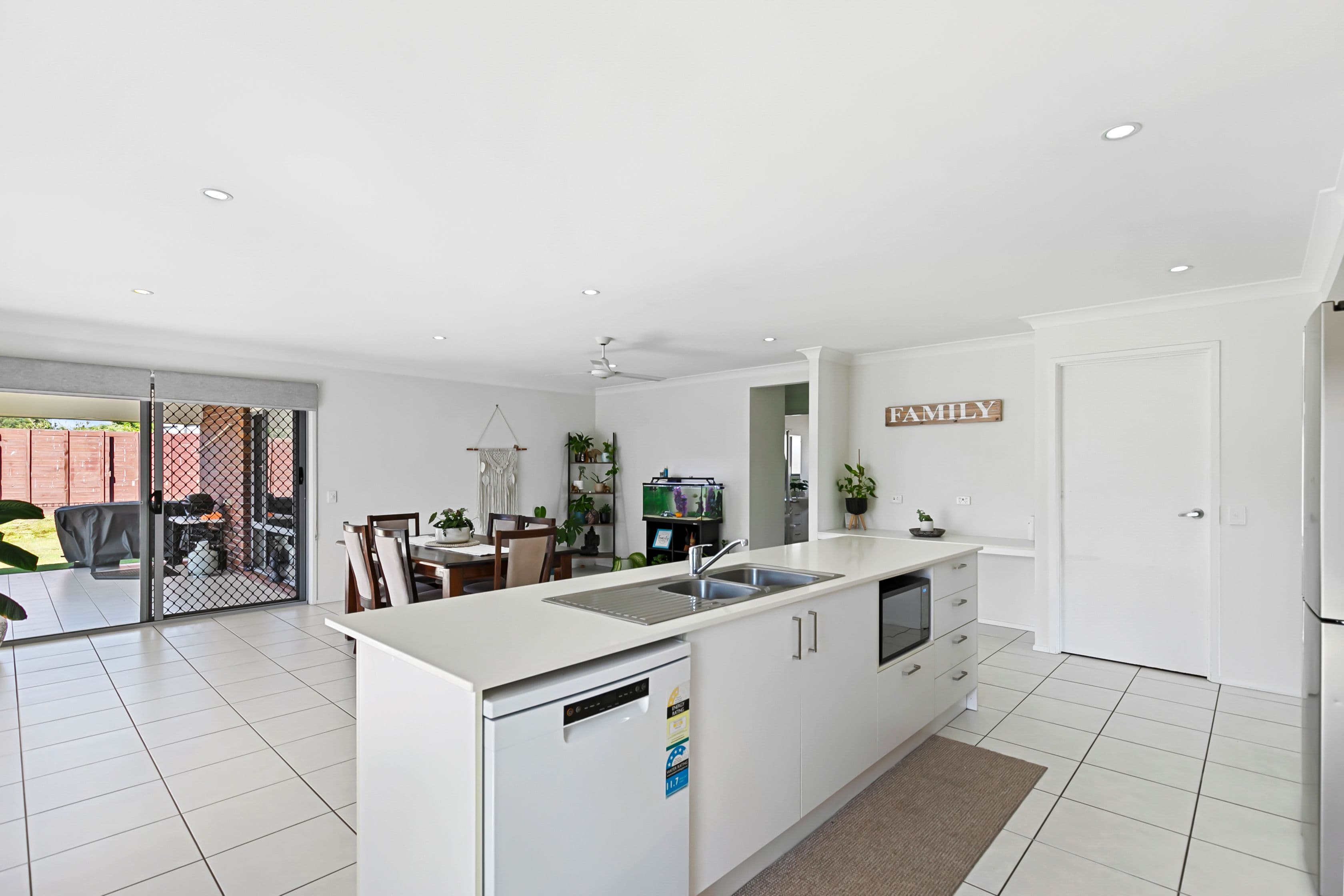 2 O'Connell Parade, Urraween QLD 4655, Urraween - Thumbnail 7