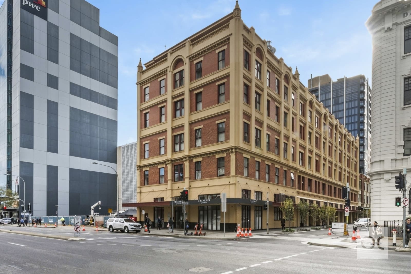 211/21-39 Bentham Street, Adelaide - Thumbnail 2