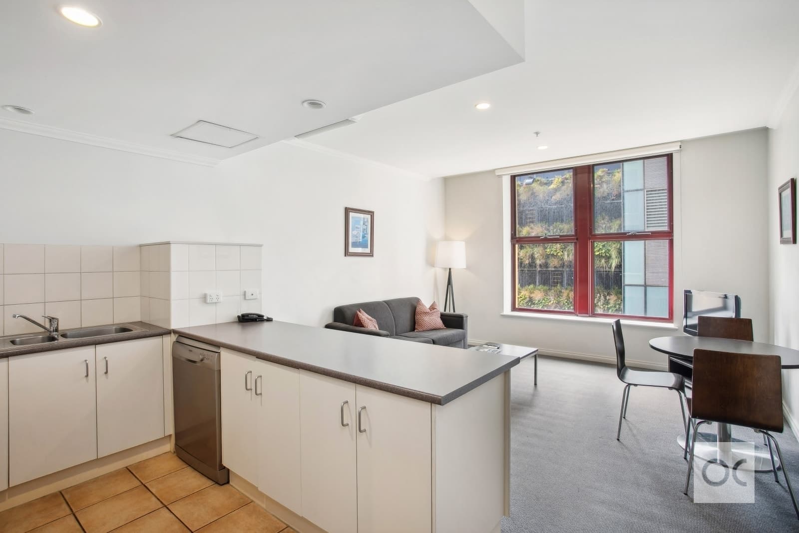 211/21-39 Bentham Street, Adelaide - Thumbnail 4