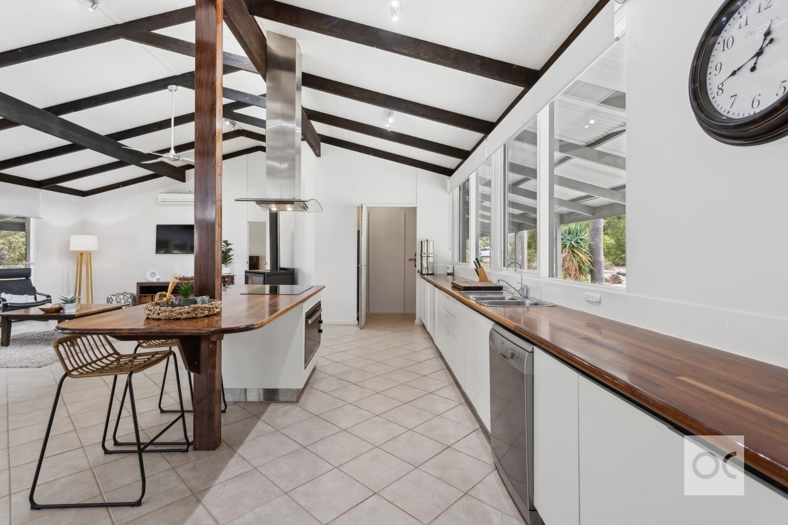 342 Upper Penneys Hill Road, Onkaparinga Hills - Thumbnail 2