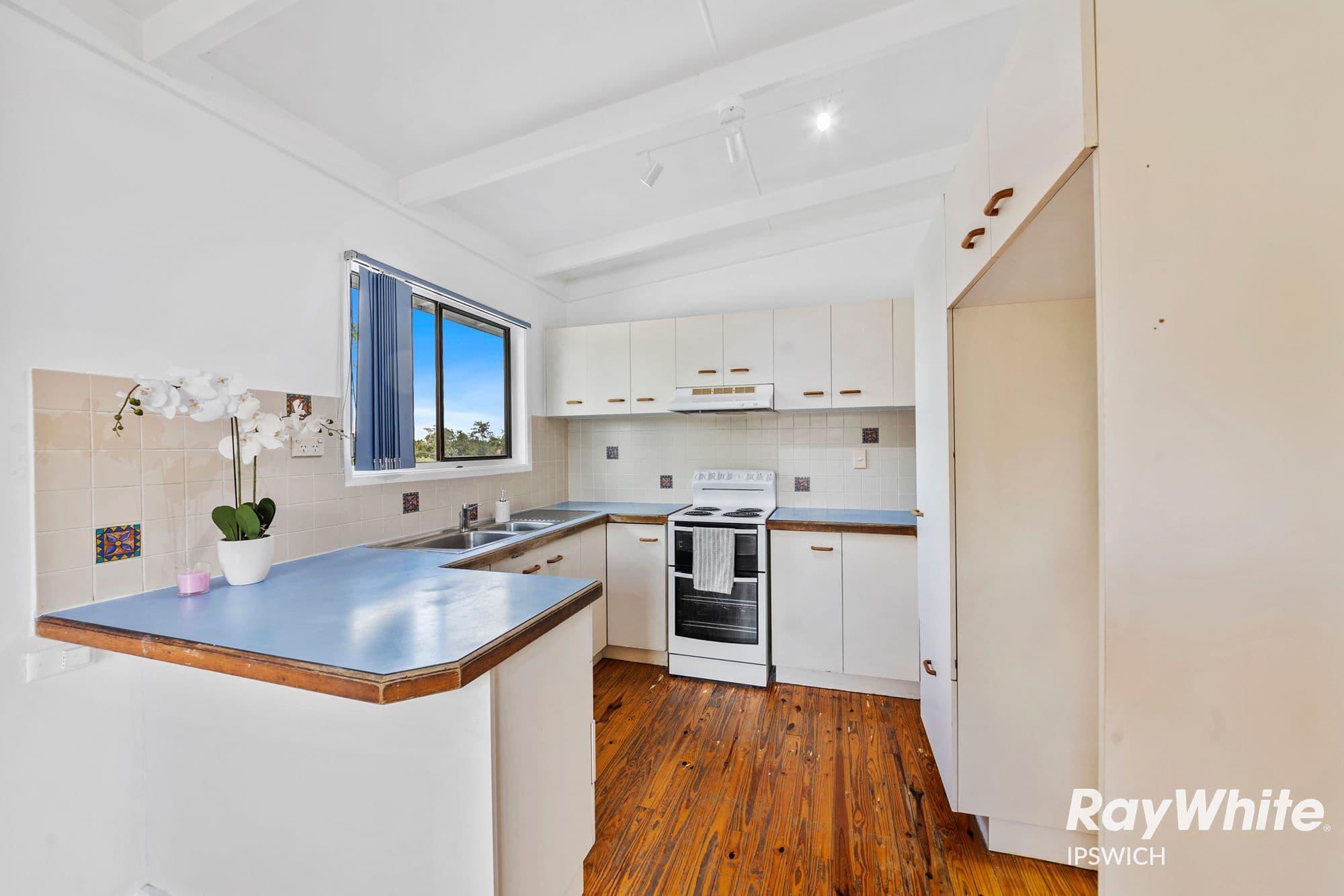 28 Wade Street, Bundamba QLD 4304, Bundamba - Thumbnail 6