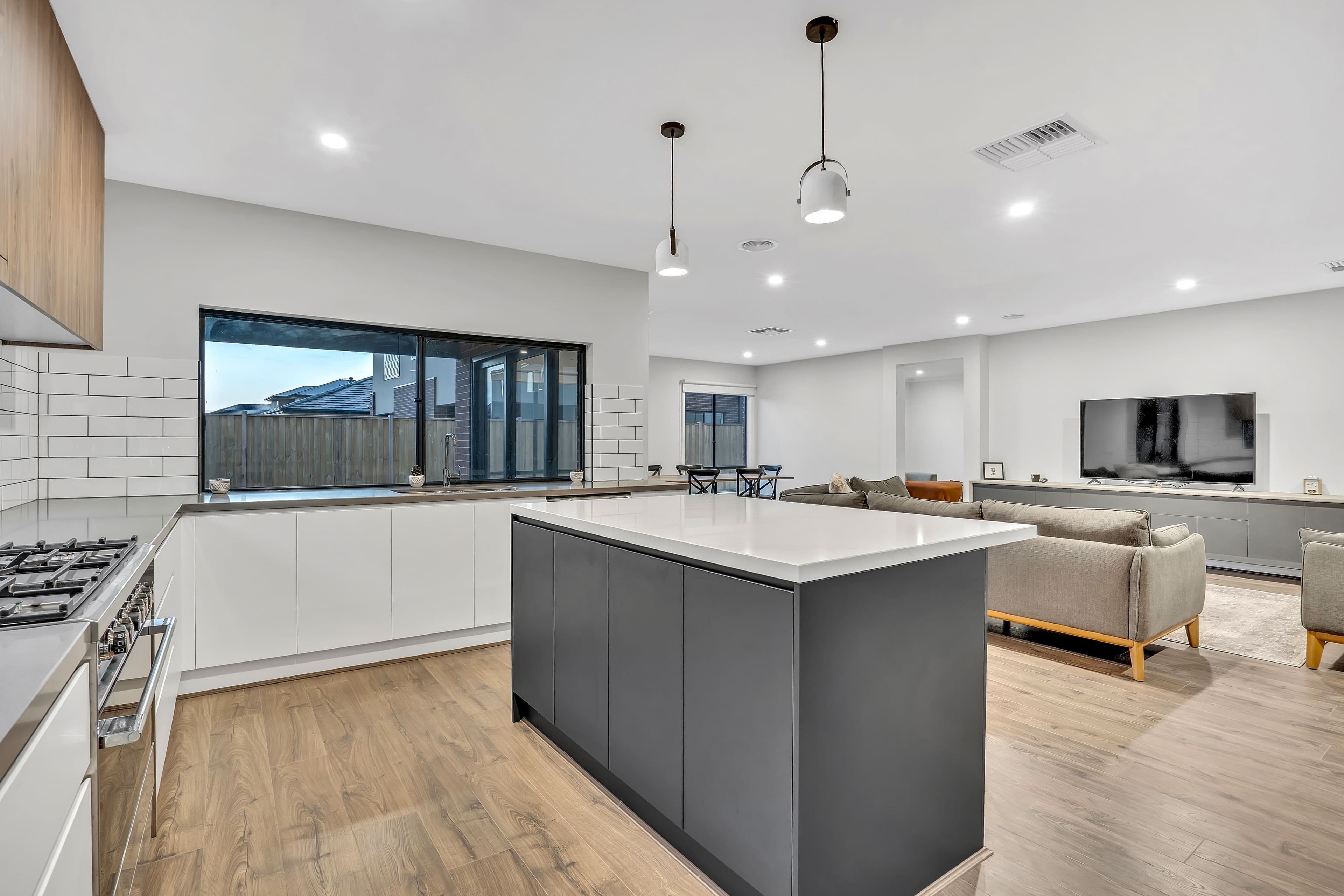 31 Cornhill Parkway, Donnybrook VIC 3064, Donnybrook - Thumbnail 5