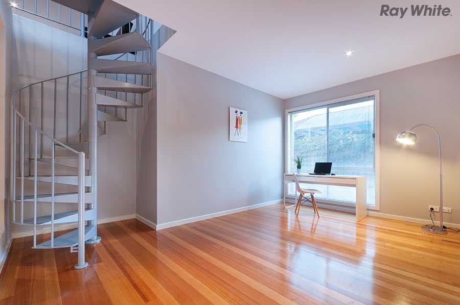 1 Brighton Place, TAYLORS HILL VIC 3037, Taylors Hill - Thumbnail 2