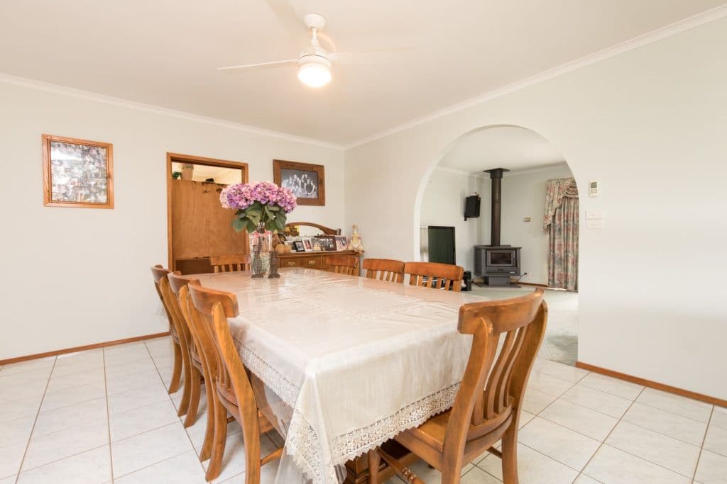 572 Walnut Avenue, Mildura VIC 3500, Mildura - Thumbnail 8