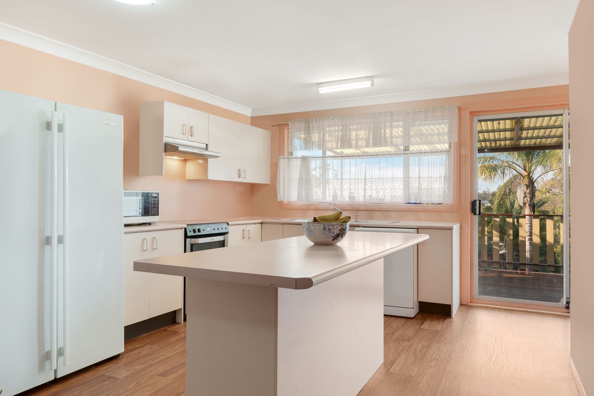 13 Hilltop Crescent, Campbelltown - Thumbnail 4
