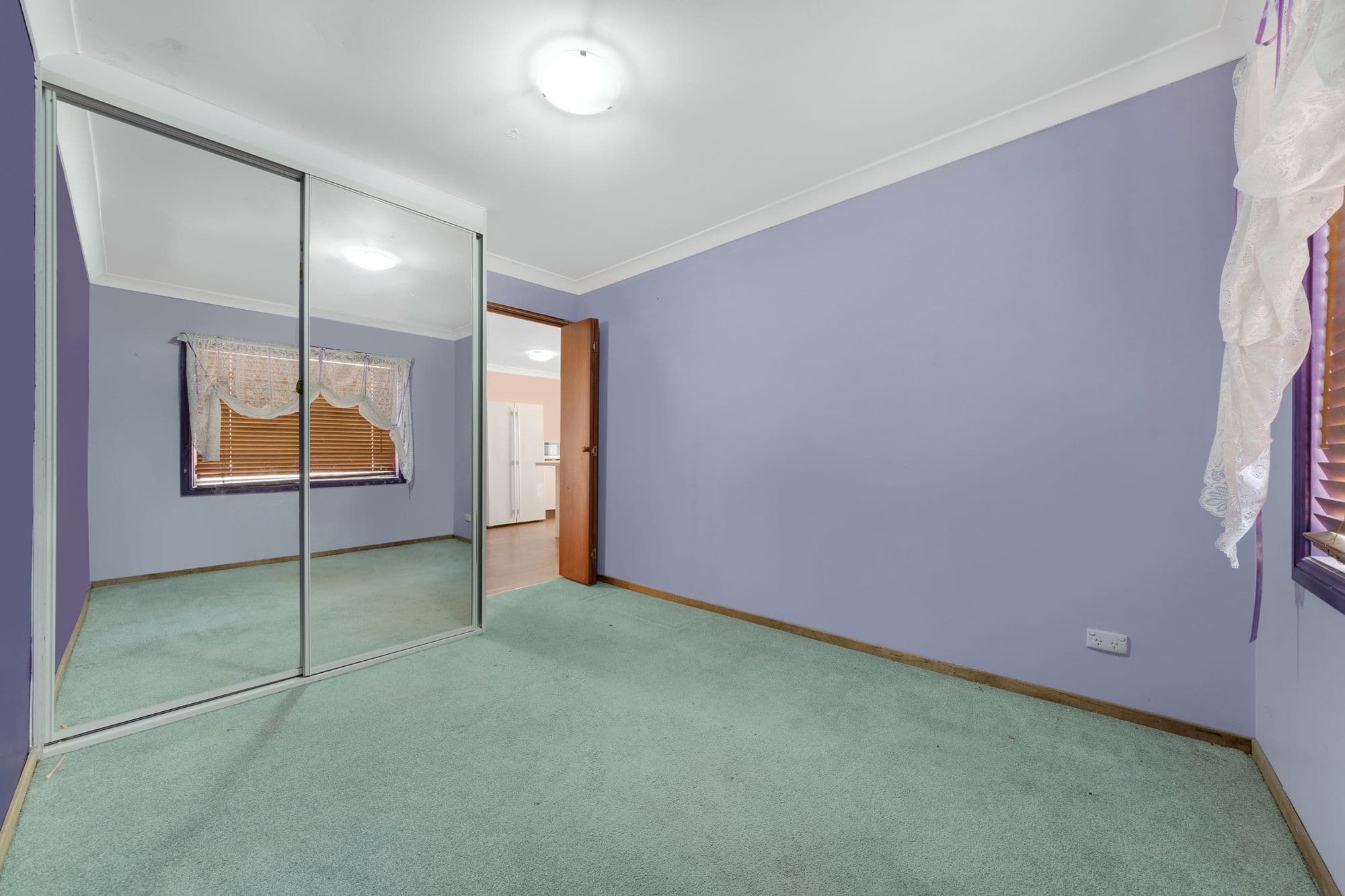 13 Hilltop Crescent, Campbelltown - Thumbnail 6