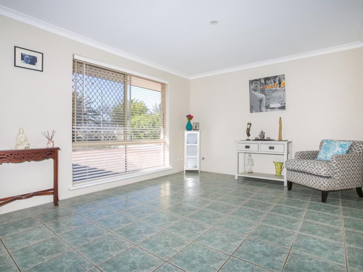 45 Timberlane Crescent, BEECHBORO, WA, Beechboro - Thumbnail 3