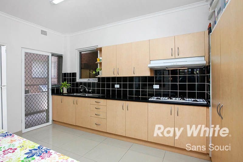 6 Fraters Avenue, Sans Souci NSW 2219, Sans Souci - Thumbnail 4