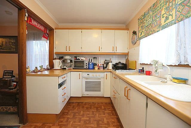 146 Chester Hill Road, BASS HILL NSW 2197, Bass Hill - Thumbnail 4