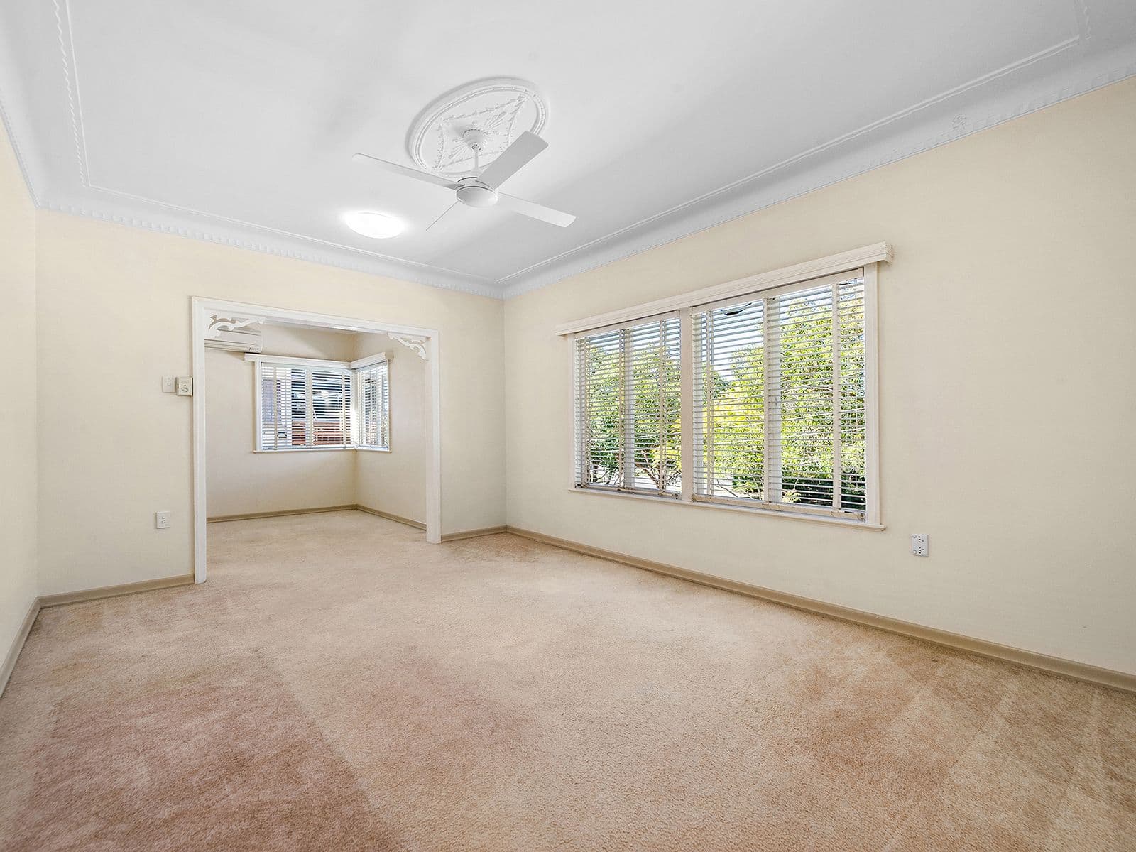 14 Servius Avenue, Seven Hills QLD 4170, Seven Hills - Thumbnail 3