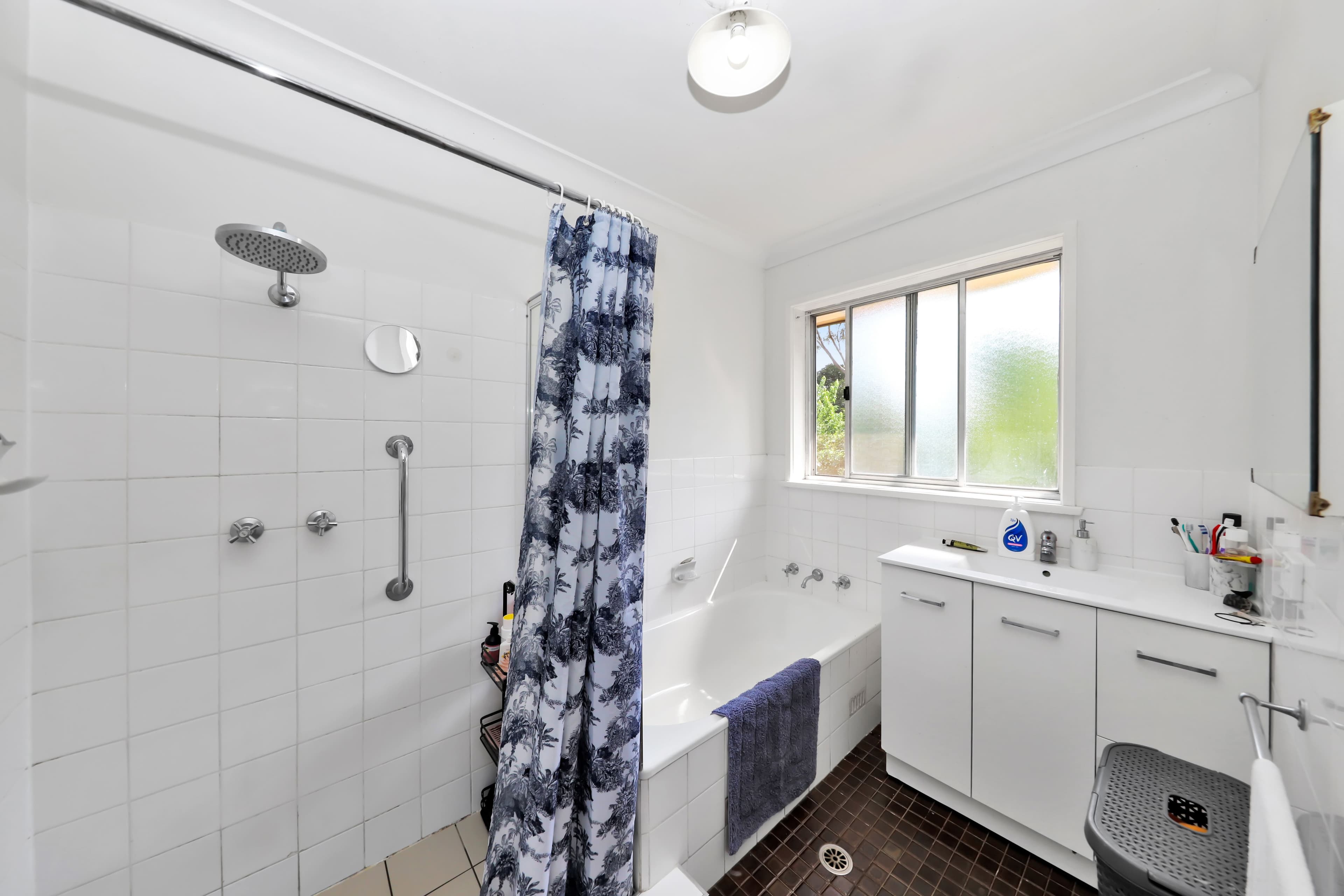 33 Quandong Avenue, Tumut NSW 2720, Tumut - Thumbnail 4