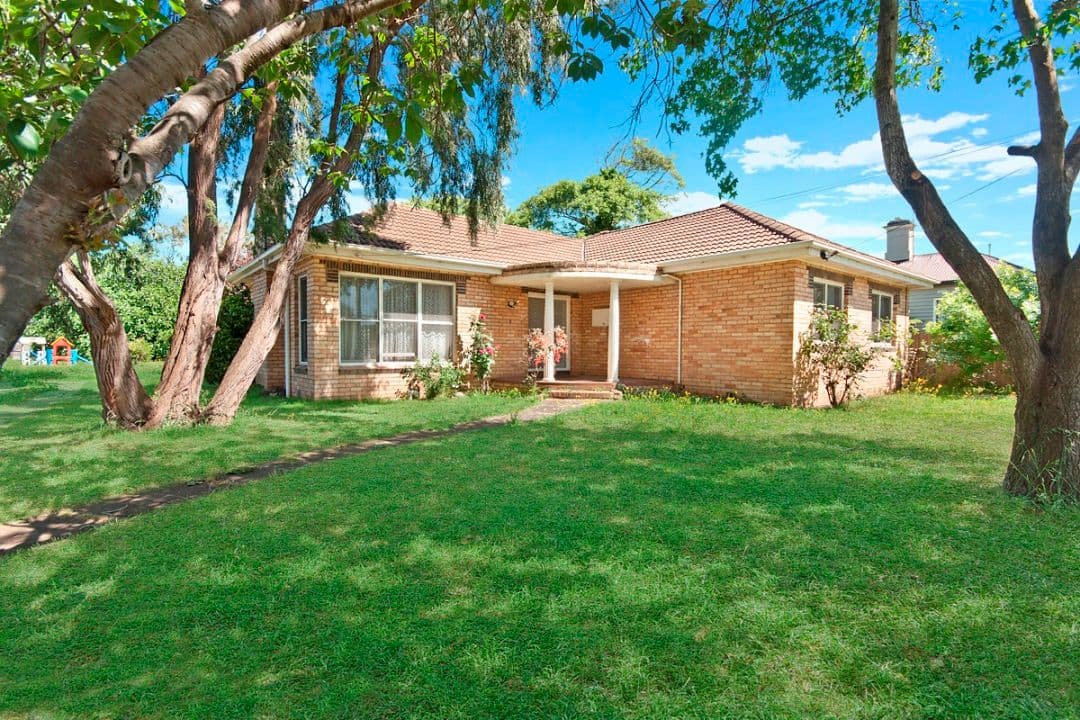 3 Station Street, KOROIT VIC 3282, Koroit - Image 1