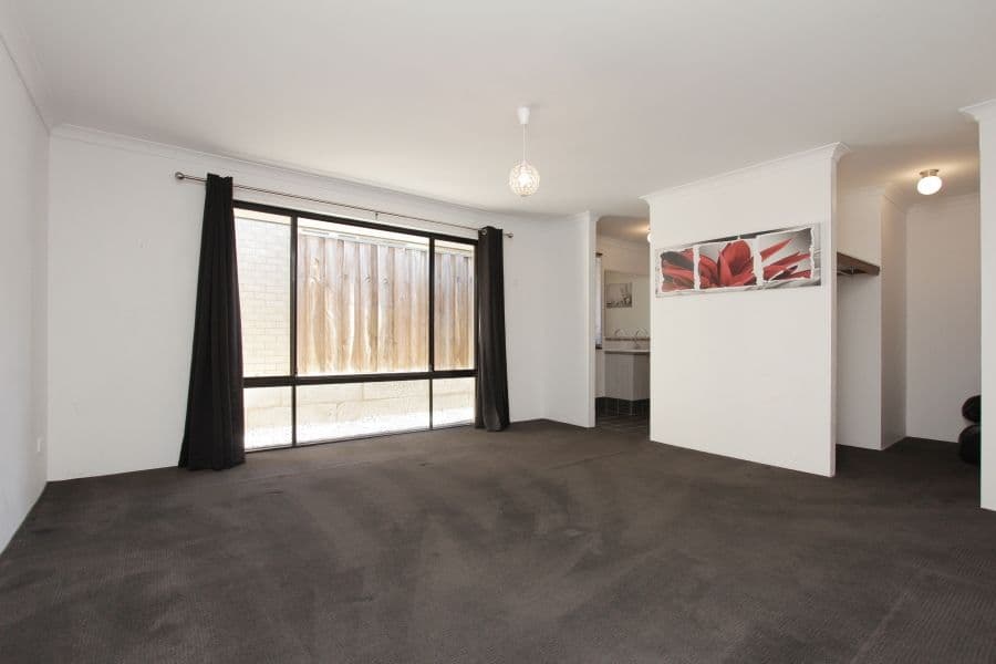 8 Pierre Bend, Ellenbrook WA 6069, Ellenbrook - Thumbnail 3