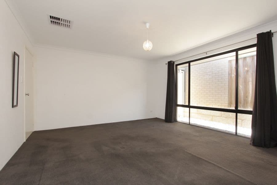 8 Pierre Bend, Ellenbrook WA 6069, Ellenbrook - Thumbnail 4