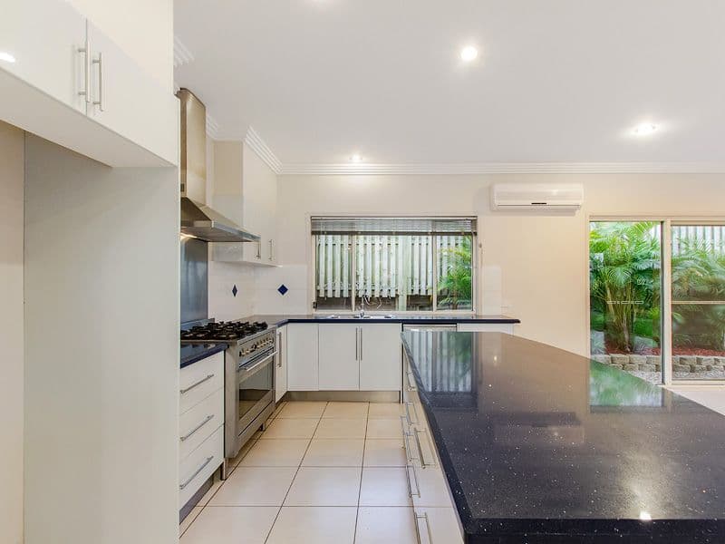 15 Hillary Circuit, Pacific Pines QLD 4211, Pacific Pines - Thumbnail 7