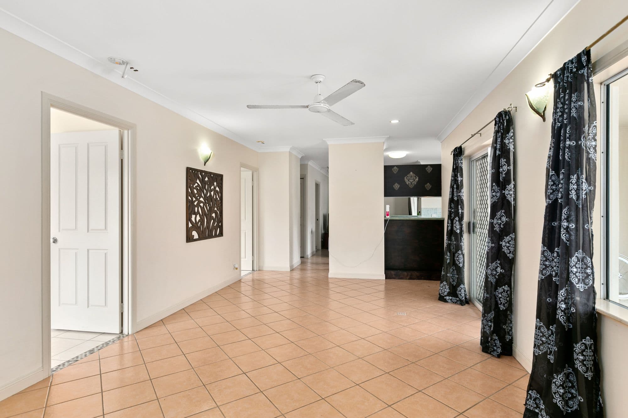 19 Cottesloe Drive, Kewarra Beach QLD 4879, Kewarra Beach - Thumbnail 2