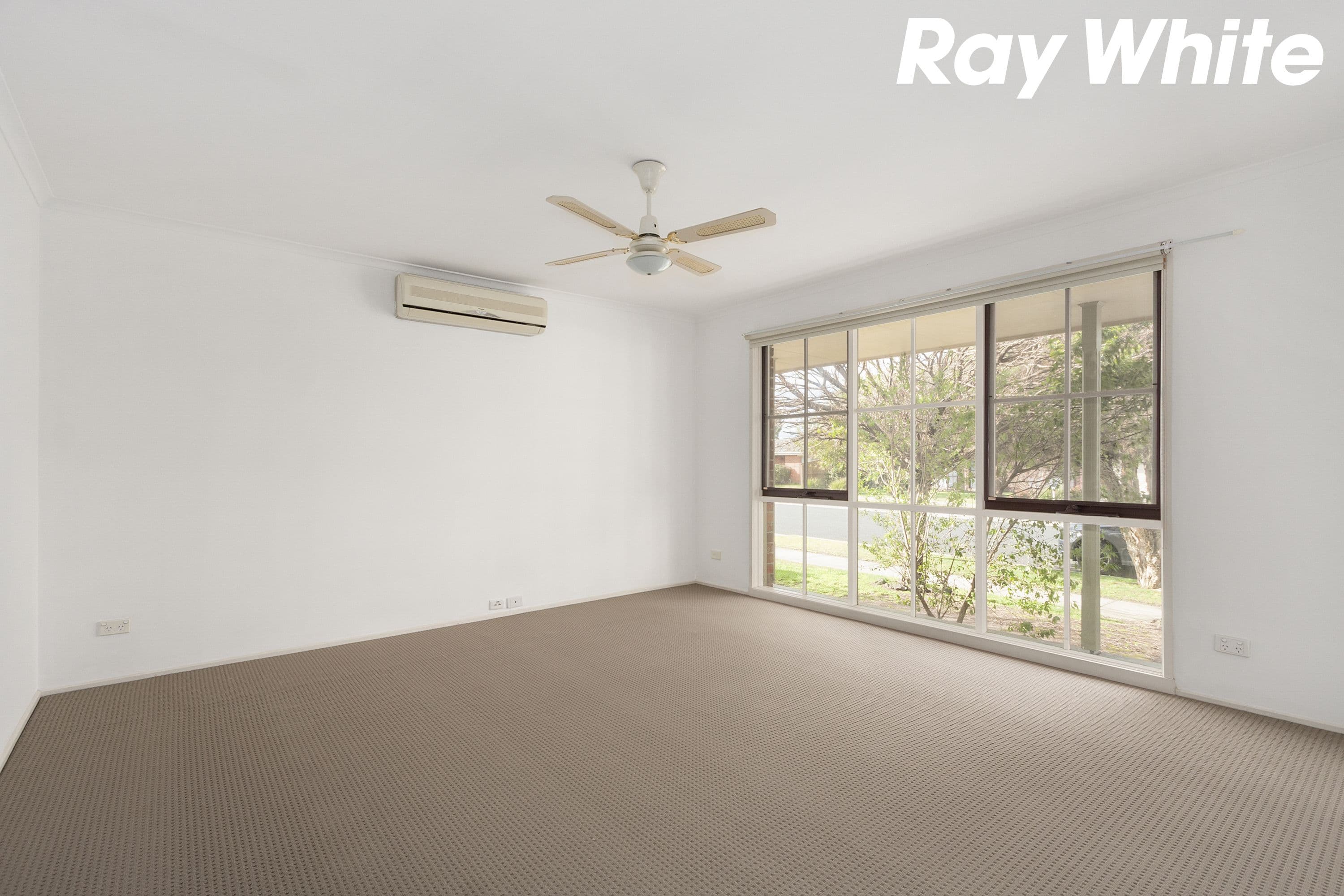 17 Dunbarton Drive, Pakenham VIC 3810, Pakenham - Thumbnail 5