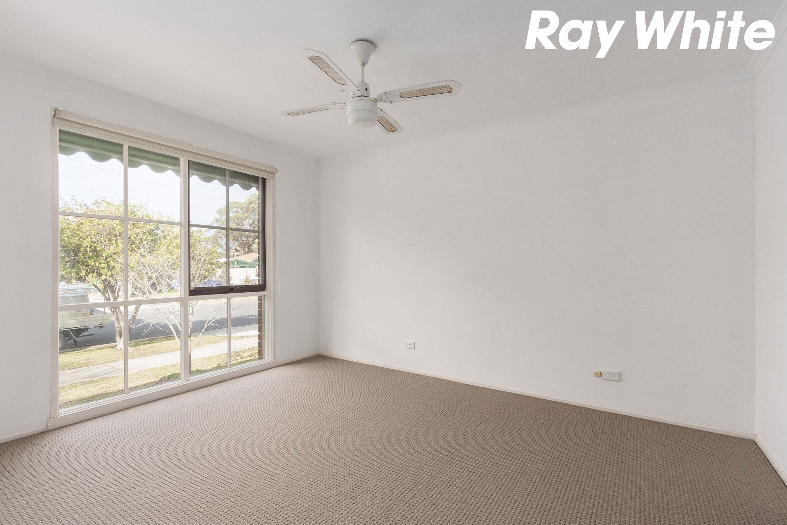 17 Dunbarton Drive, Pakenham VIC 3810, Pakenham - Thumbnail 6