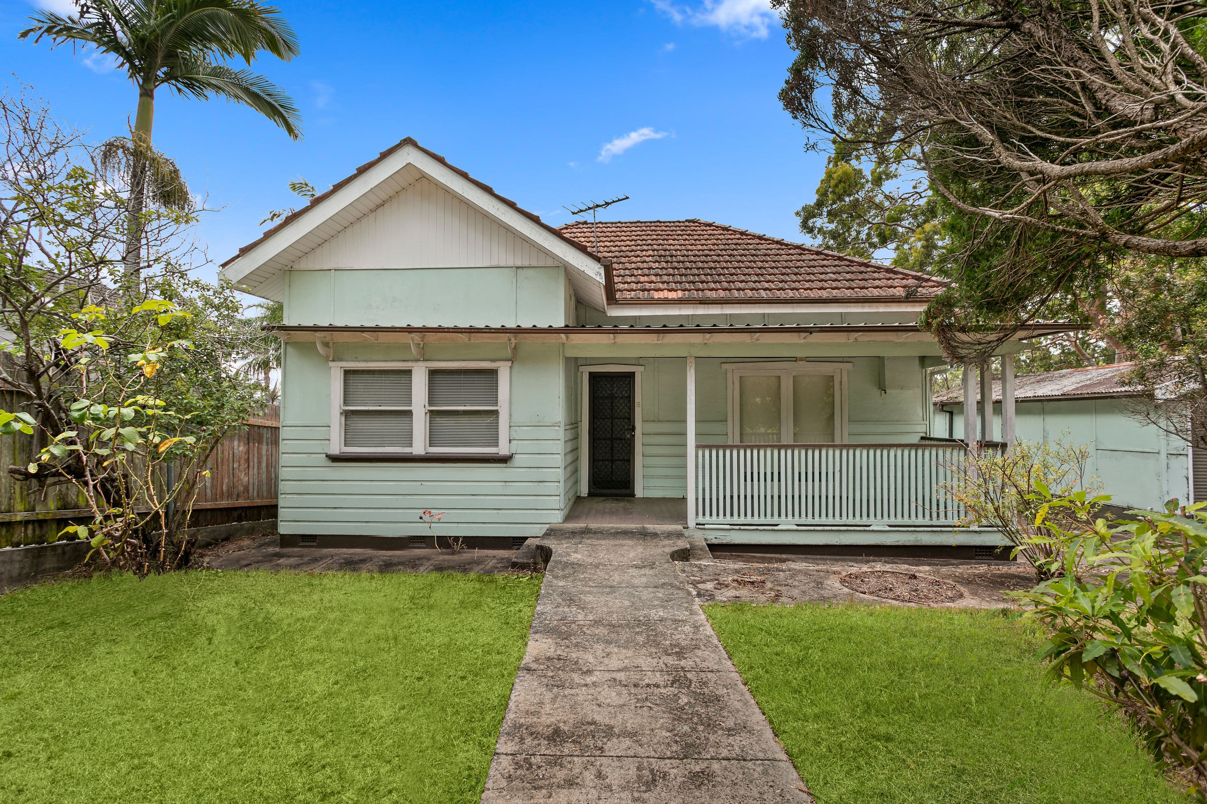 42 Llewellyn Street, Oatley NSW 2223, Oatley - Image 1
