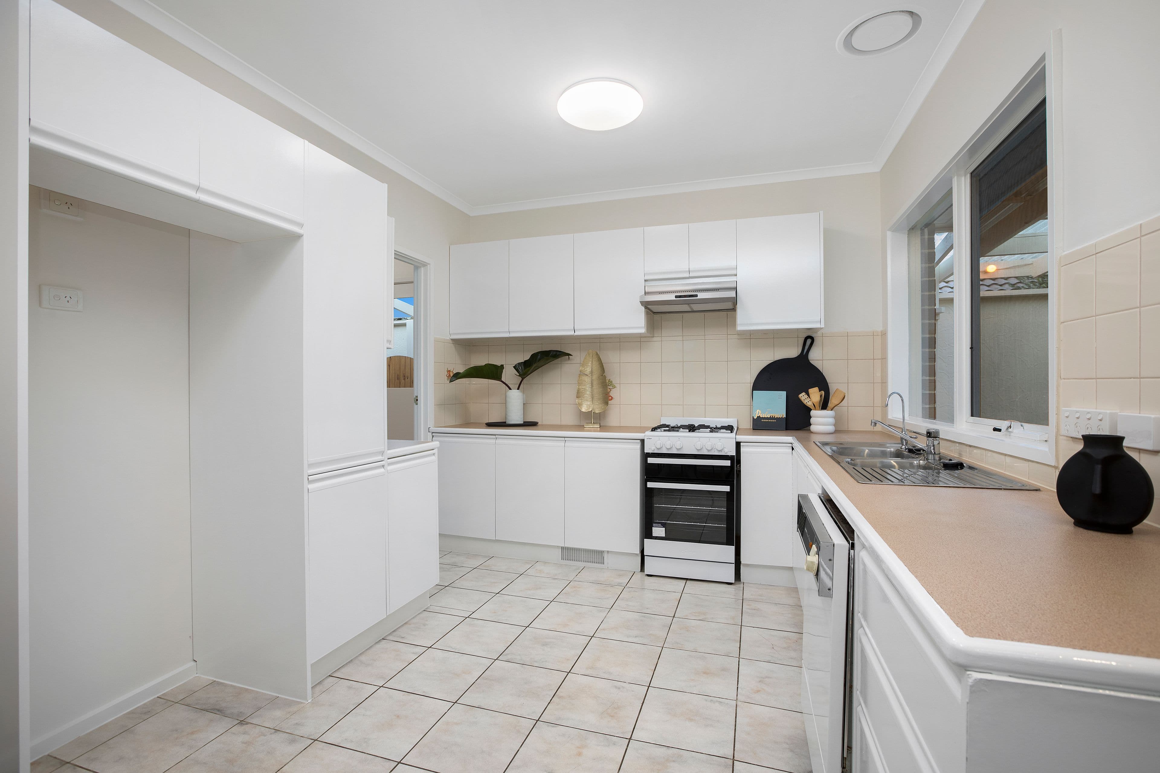 16B Wallace Crescent, Beaumaris VIC 3193, Beaumaris - Thumbnail 3