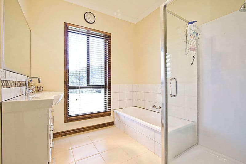 10 Guthrie Court, WALLAN VIC 3756, Wallan - Thumbnail 5