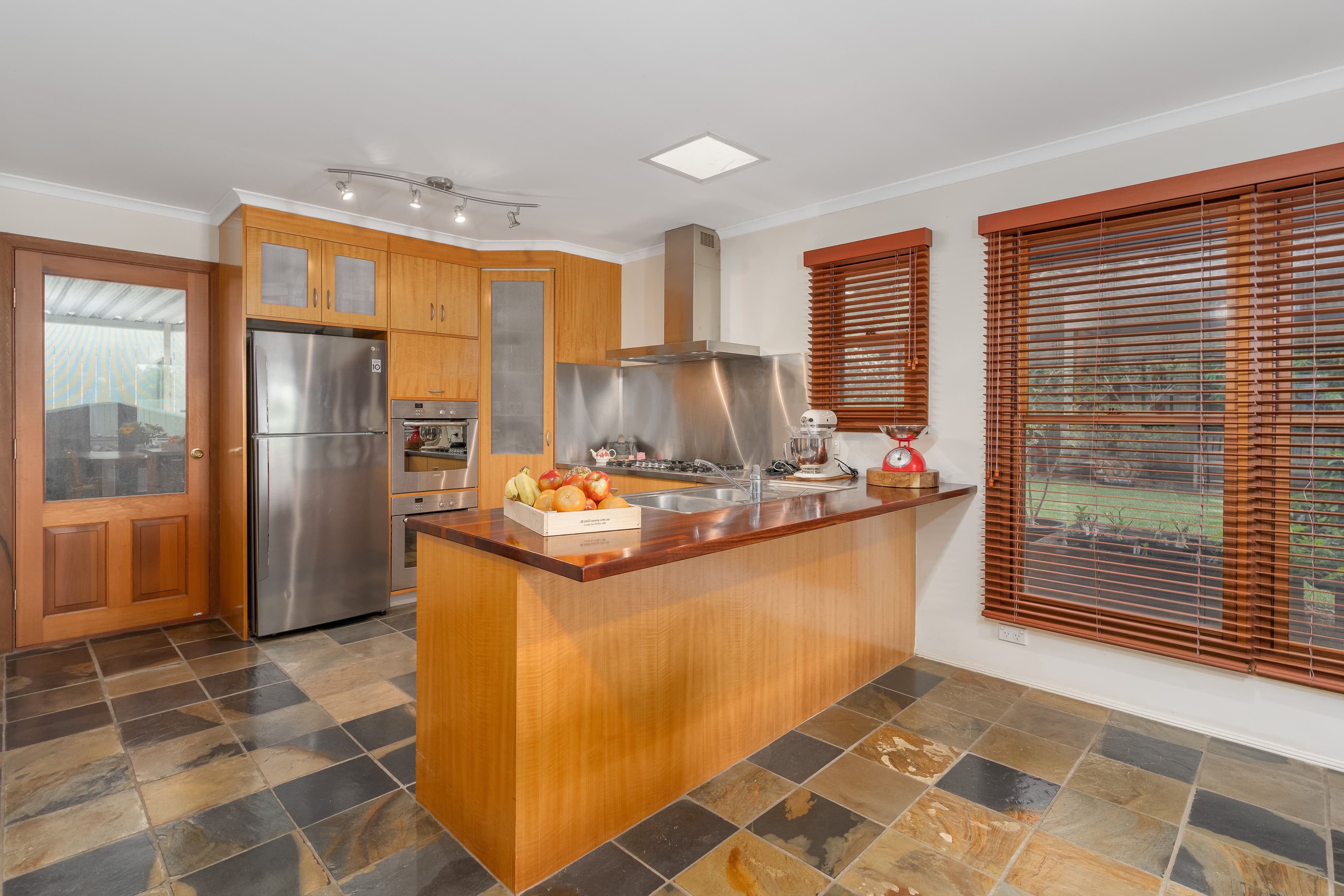 1029 Rochedale Road, Rochedale South QLD 4123, Rochedale South - Thumbnail 4