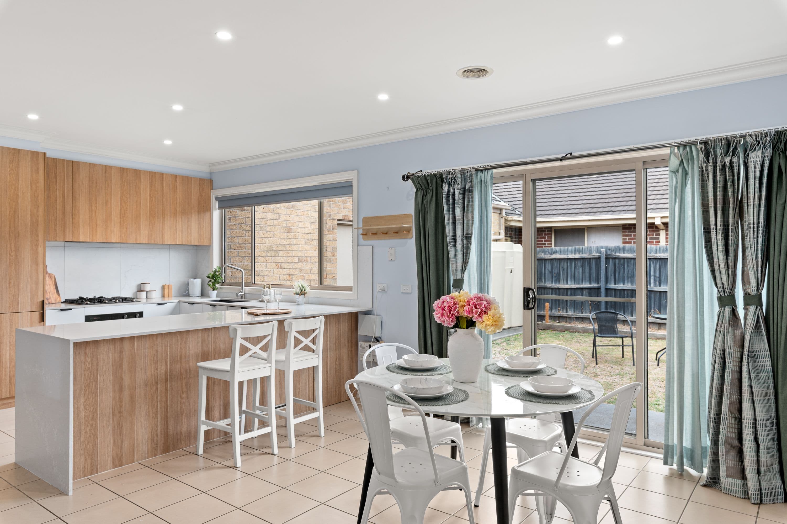 2 Madden Drive, South Morang VIC 3752, South Morang - Thumbnail 4