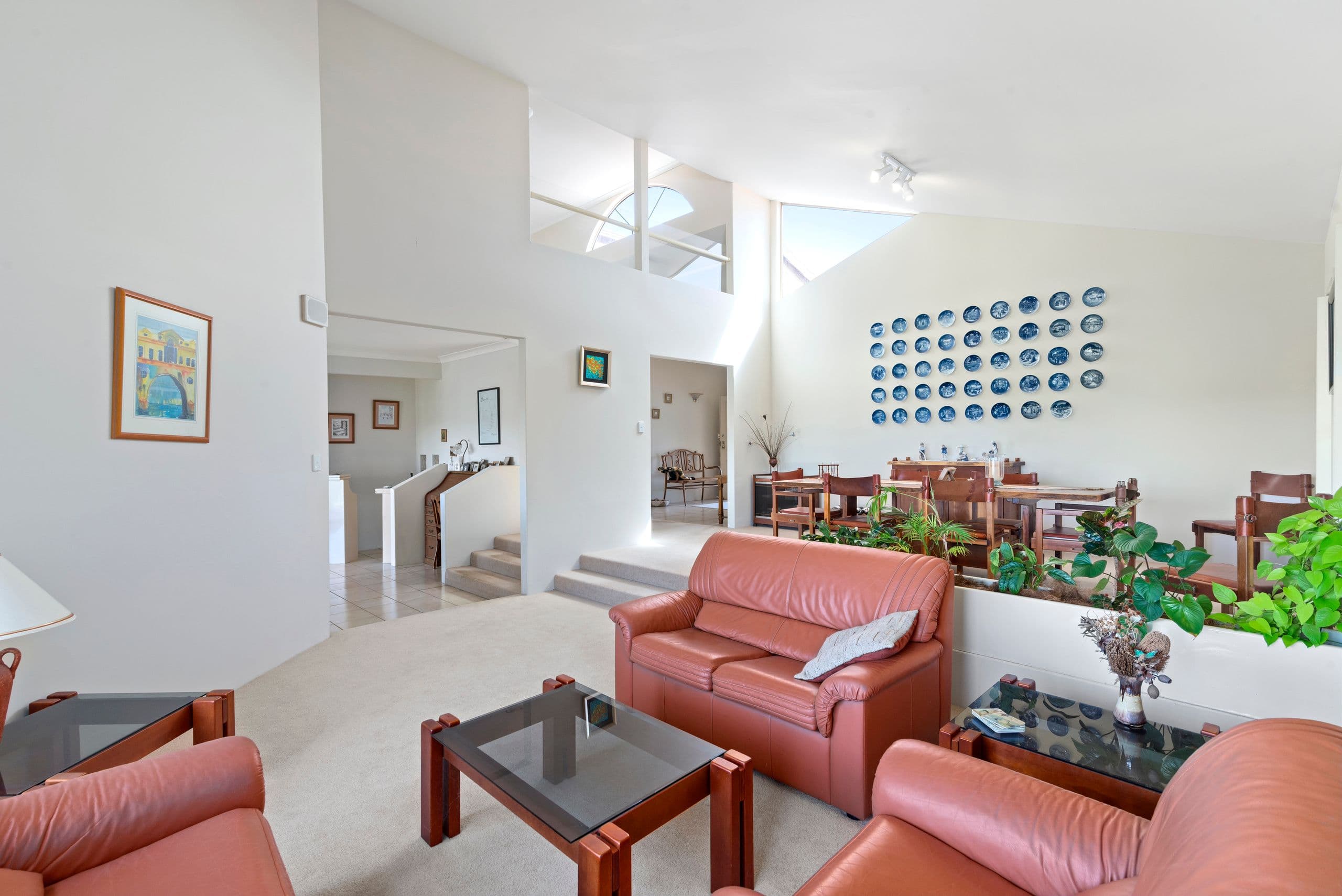 16 Doubleview Drive, Elanora QLD 4221, Elanora - Thumbnail 2