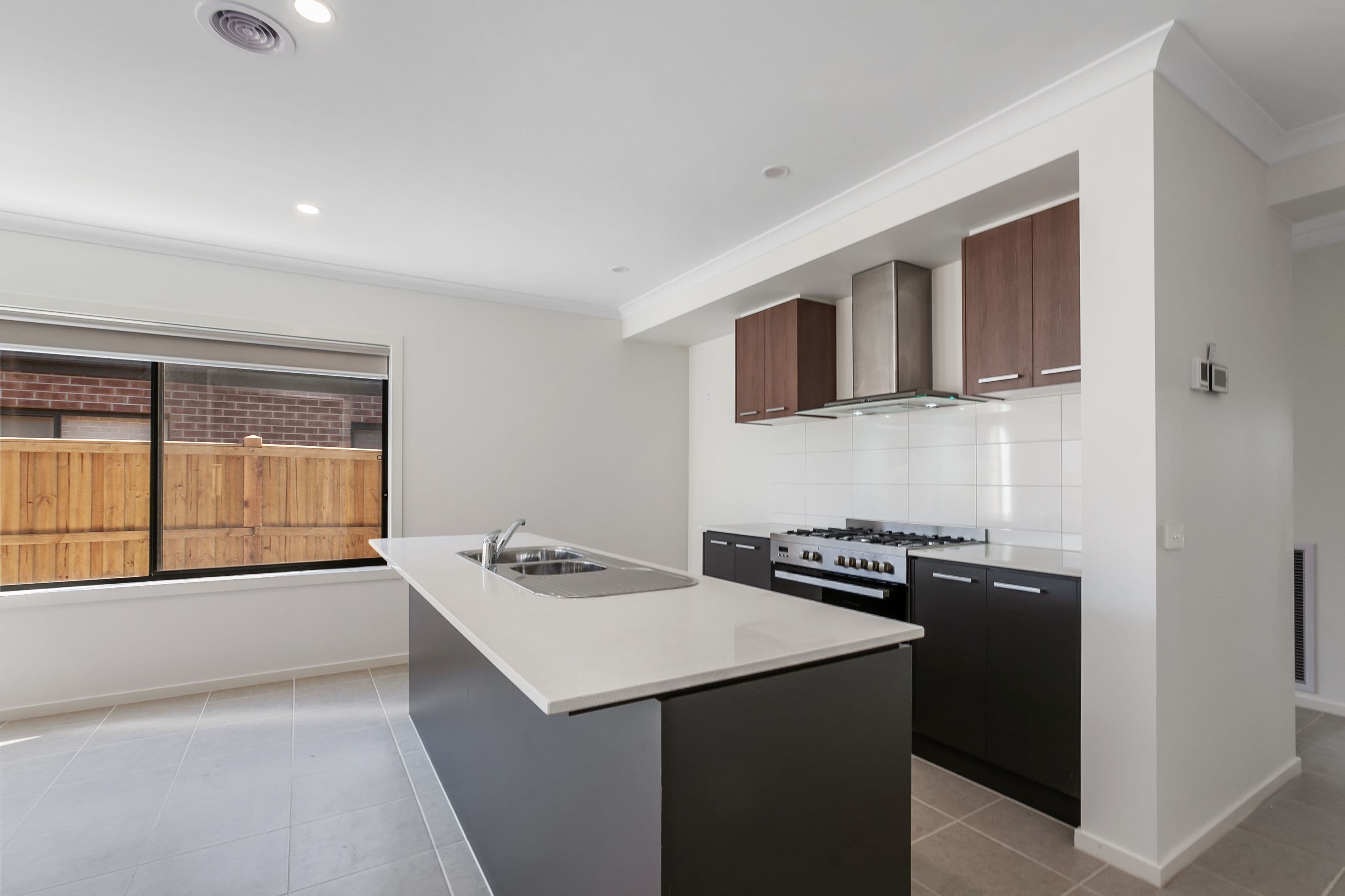 5 Edenderry Street, TRUGANINA VIC 3029, Truganina - Thumbnail 2