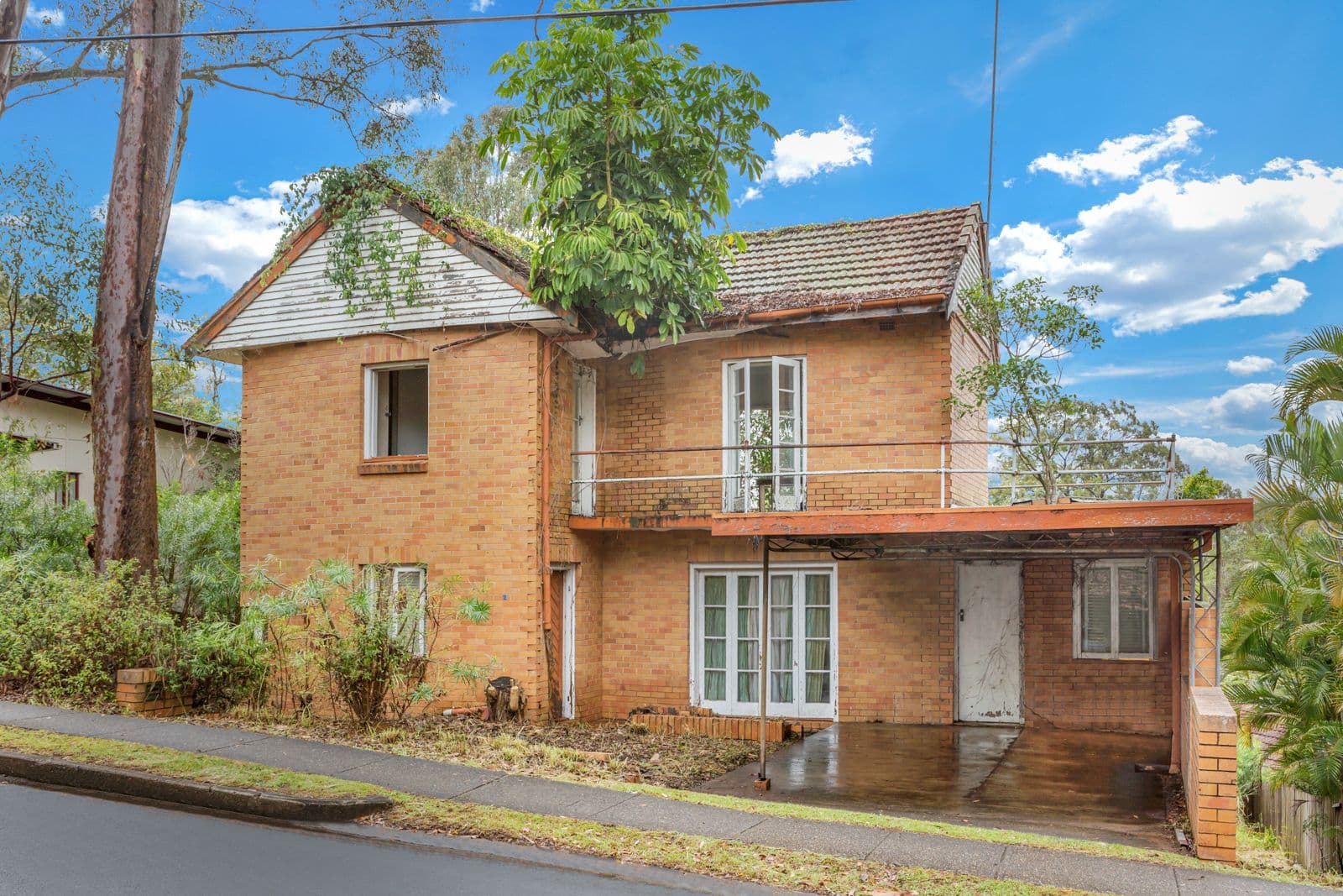20 Tarcoola Street, St Lucia QLD 4067, St Lucia - Thumbnail 2