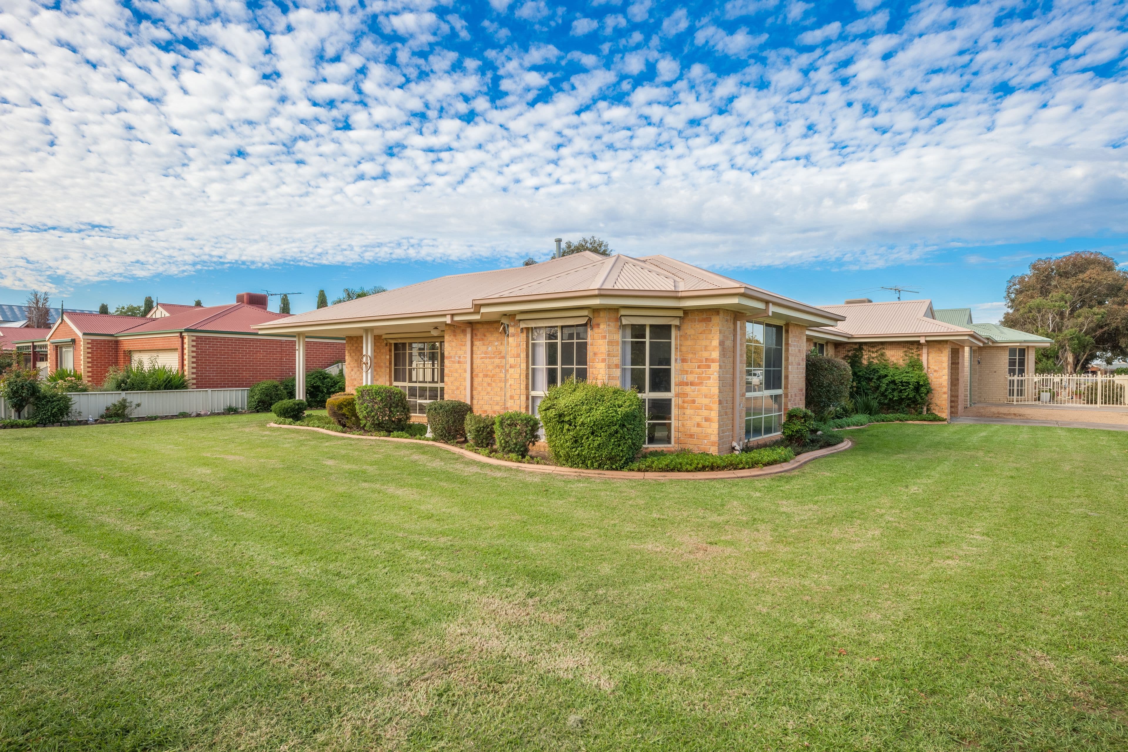 18 Woods Road, Yarrawonga VIC 3730, Yarrawonga - Thumbnail 2