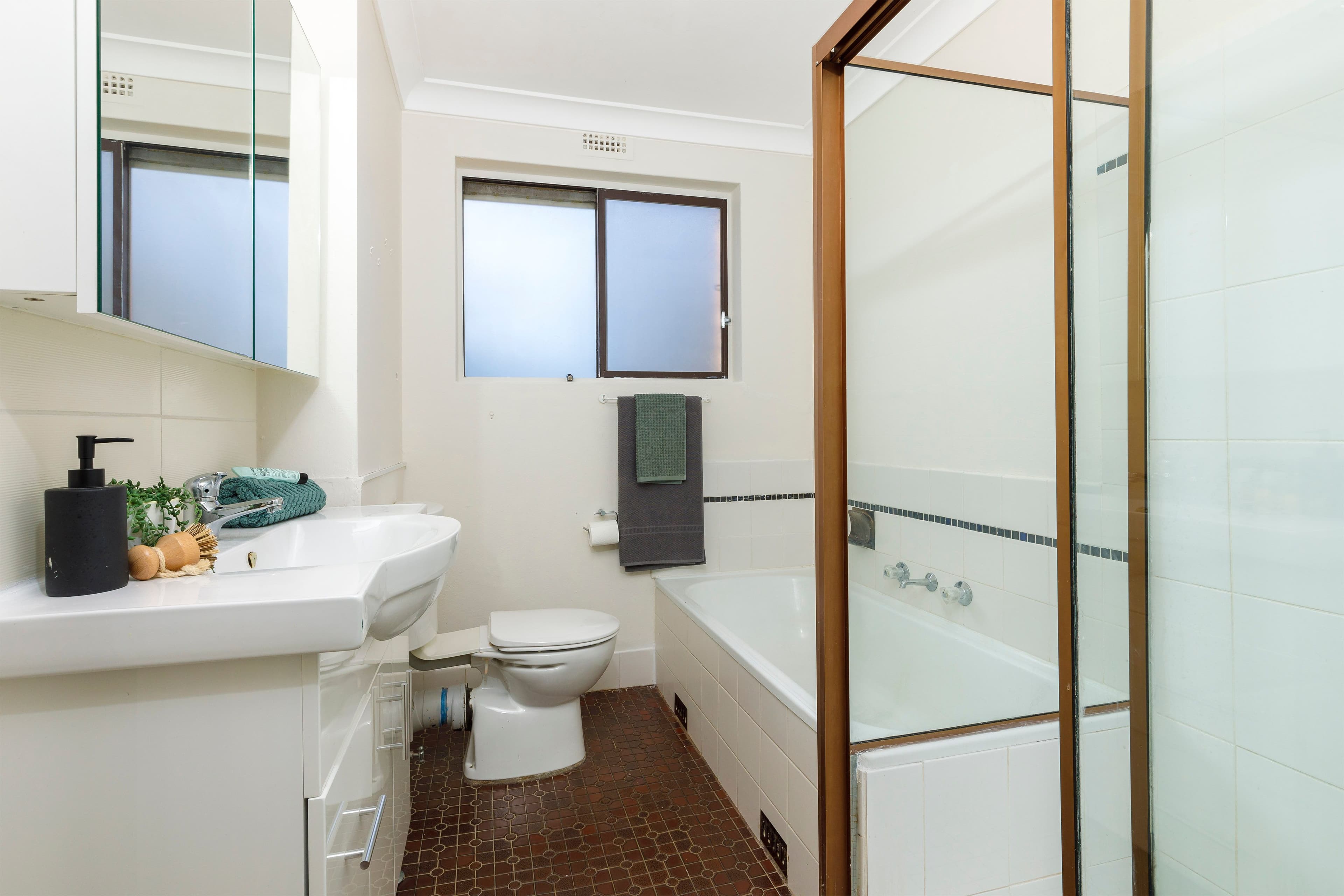 10/6B Hatfield Drive, Drouin VIC 3818, Drouin - Thumbnail 4