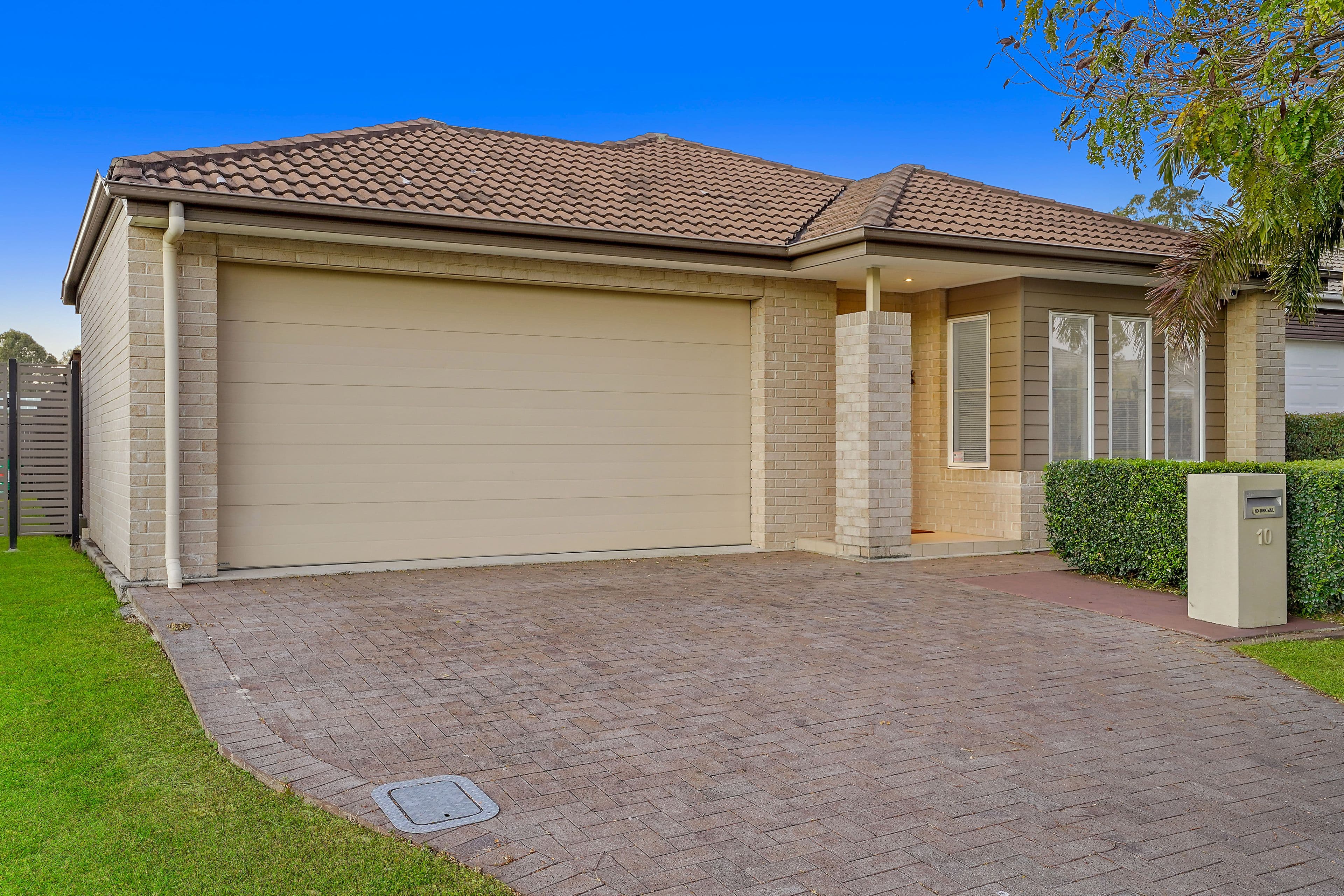 10 Meridian Place, Bald Hills QLD 4036, Bald Hills - Thumbnail 2