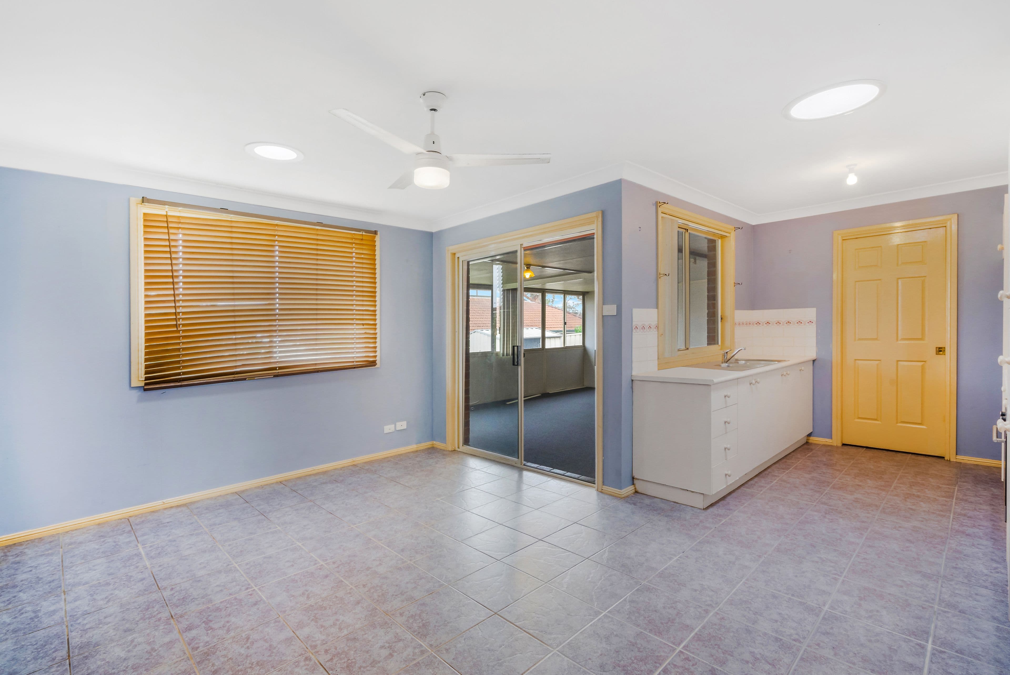 57 CORDELIA Crescent, Green Valley NSW 2168, Green Valley - Thumbnail 5