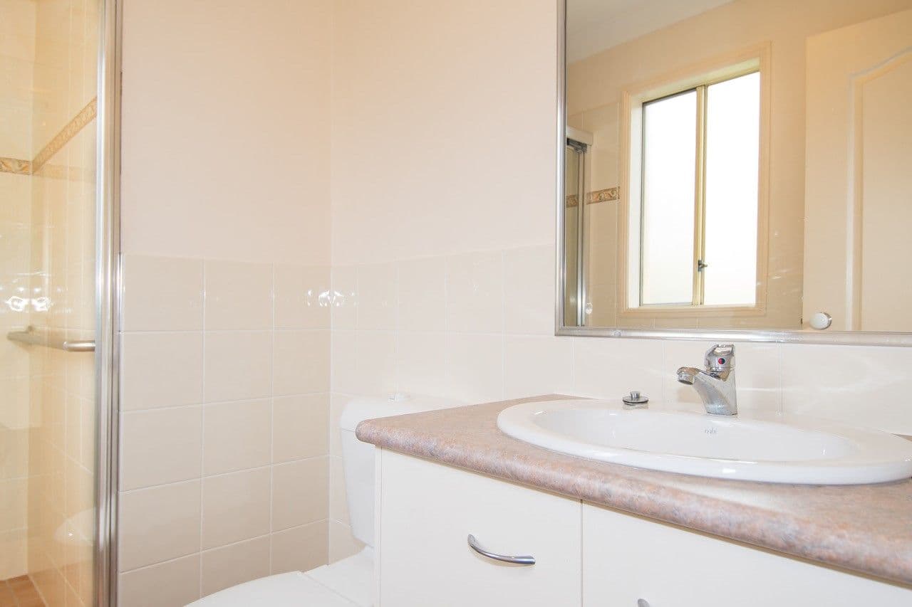 79 Christina Ryan Way, Arundel QLD 4214, Arundel - Thumbnail 7