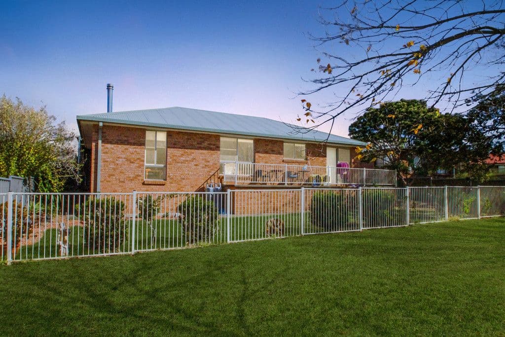 93 Nowland Avenue, Quirindi NSW 2343, Quirindi - Image 1