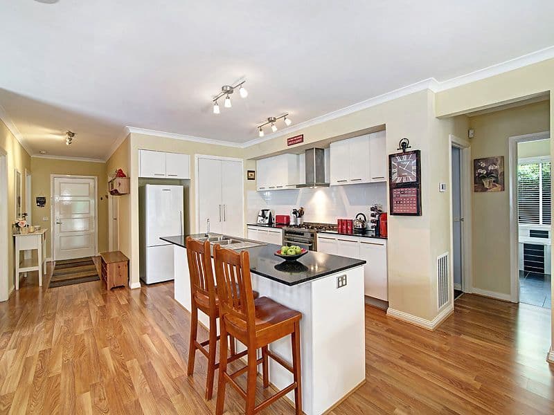 3 Rowanval Terrace, Mernda VIC 3754, Mernda - Thumbnail 2