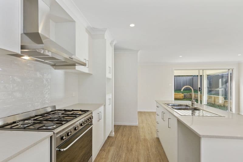 14 Eyre Crescent, Burrill Lake - Thumbnail 5