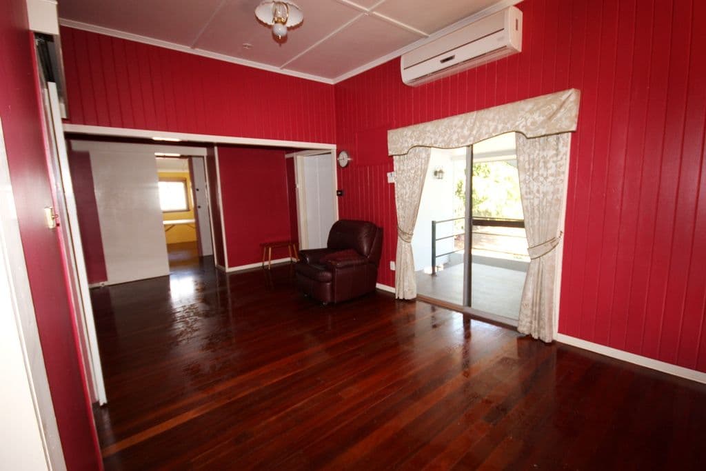 133 Kariboe Street, BILOELA QLD 4715, Biloela - Thumbnail 4