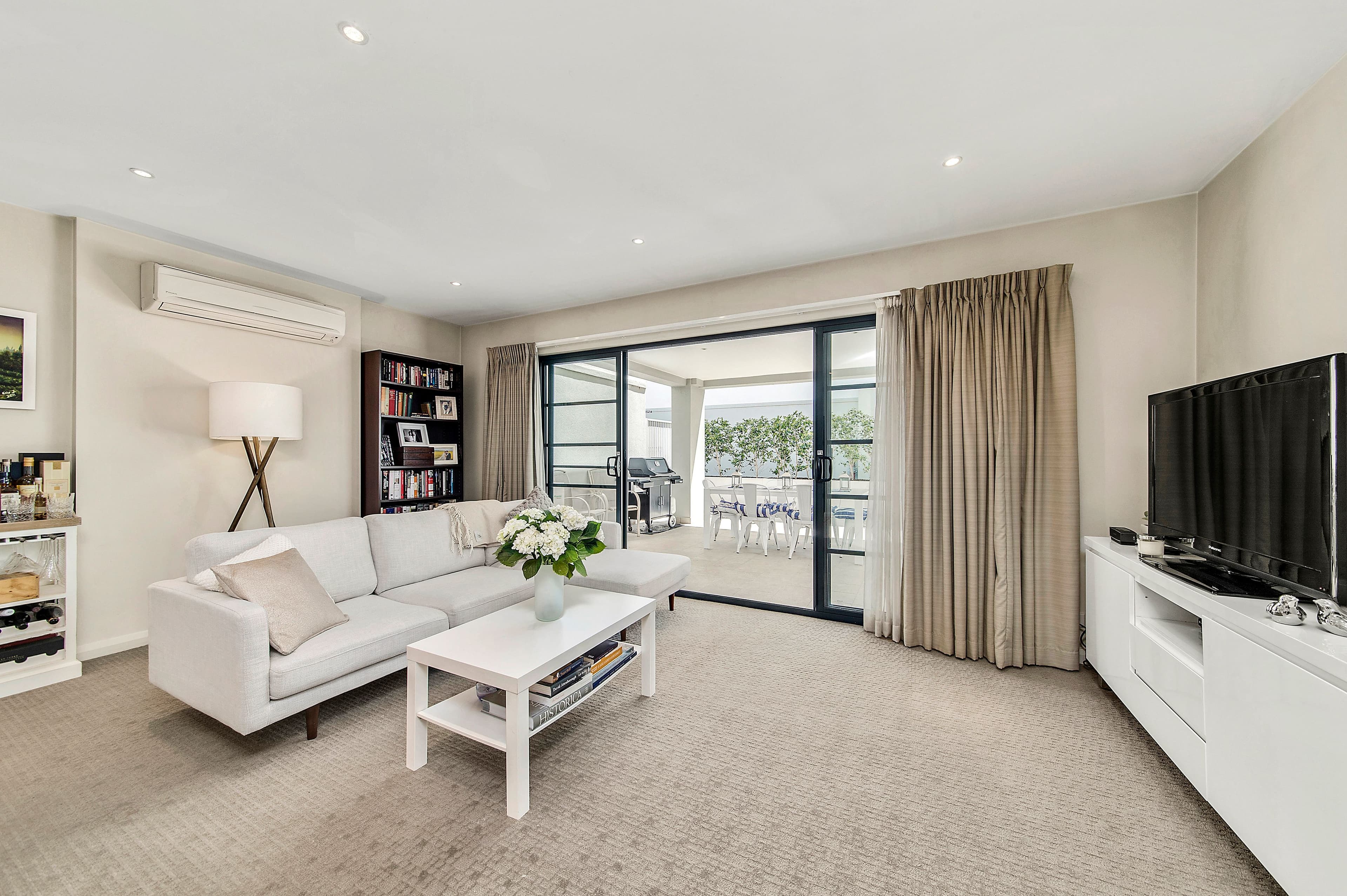 2 Cunningham Street, Griffith ACT 2603, Griffith - Image 1