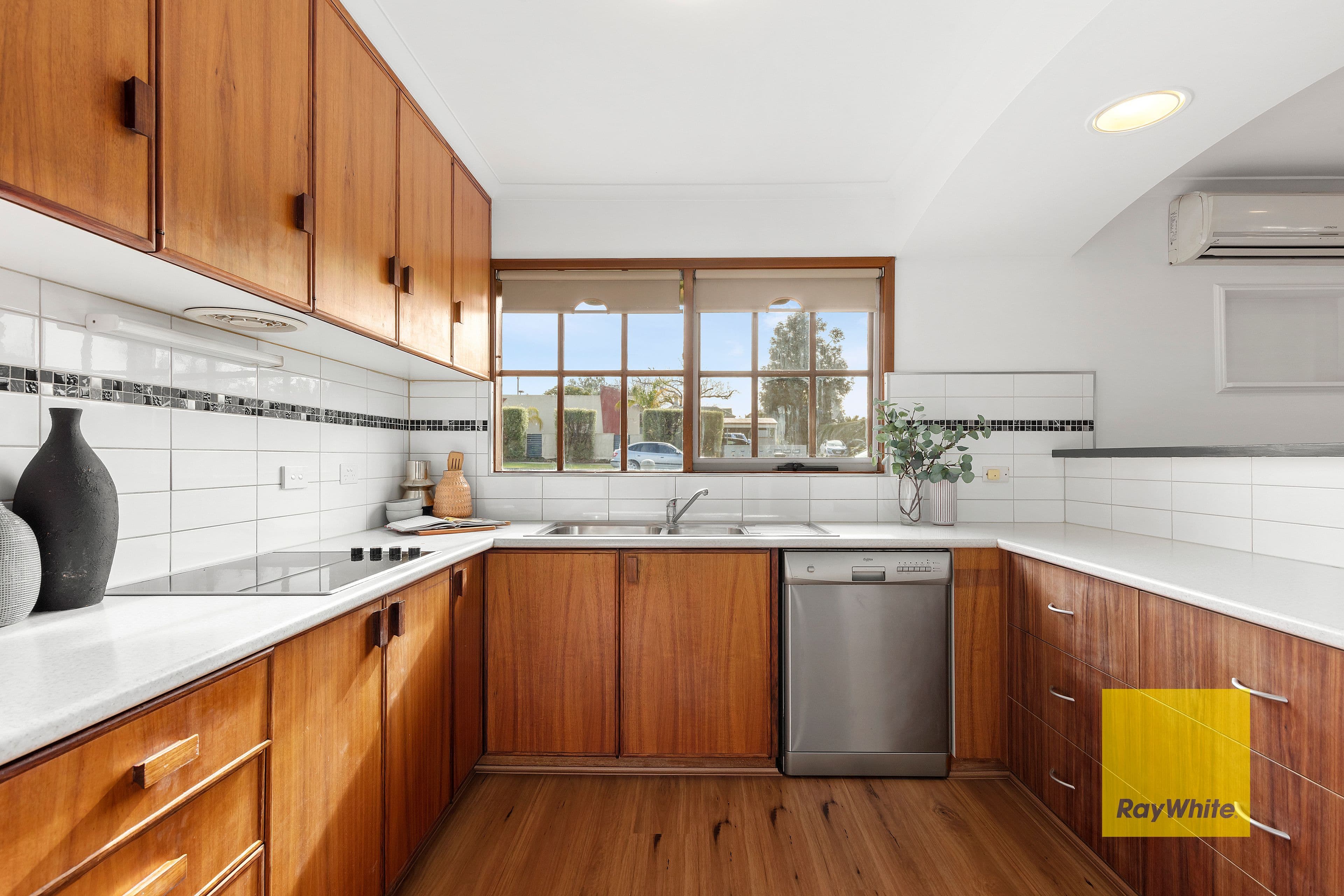 209-211 Mount Pleasant Road, Highton VIC 3216, Highton - Thumbnail 3