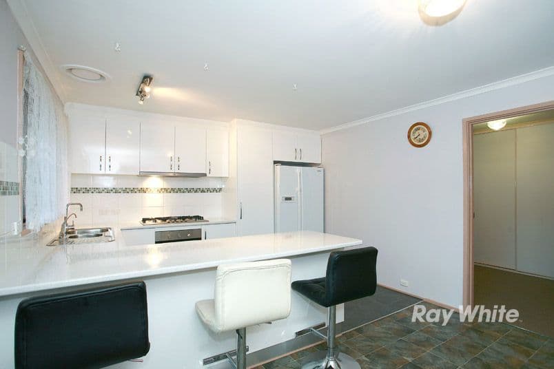 12 Stephens Close, ENDEAVOUR HILLS VIC 3802, Endeavour Hills - Thumbnail 2