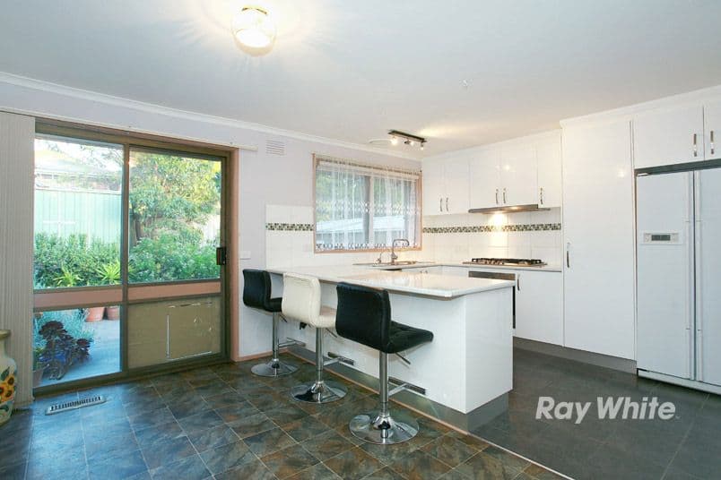 12 Stephens Close, ENDEAVOUR HILLS VIC 3802, Endeavour Hills - Thumbnail 5