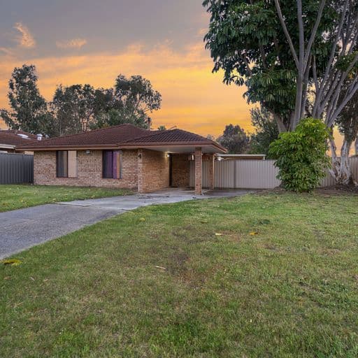 4 Holley Place, Marangaroo WA 6064, Marangaroo - Image 1