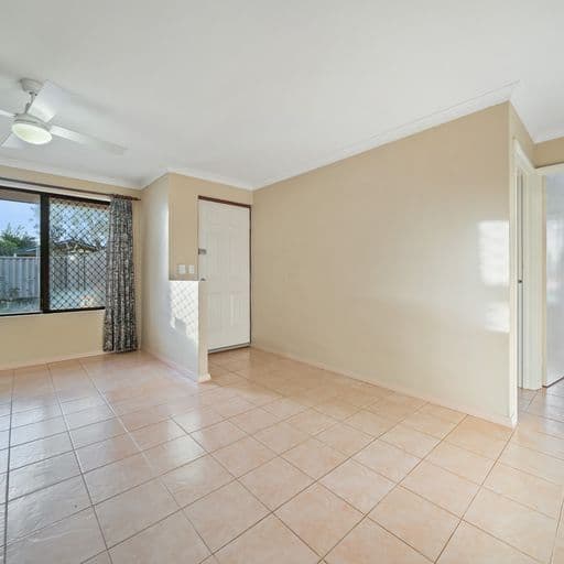 4 Holley Place, Marangaroo WA 6064, Marangaroo - Thumbnail 3