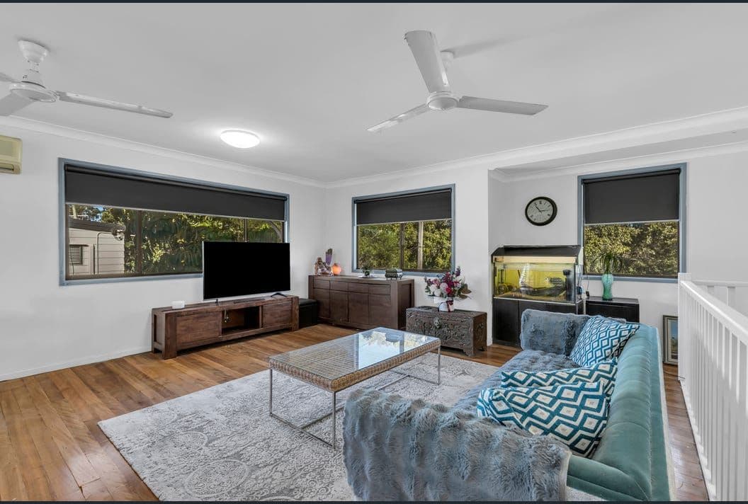 396 Cliveden Avenue, Corinda QLD 4075, Corinda - Thumbnail 3