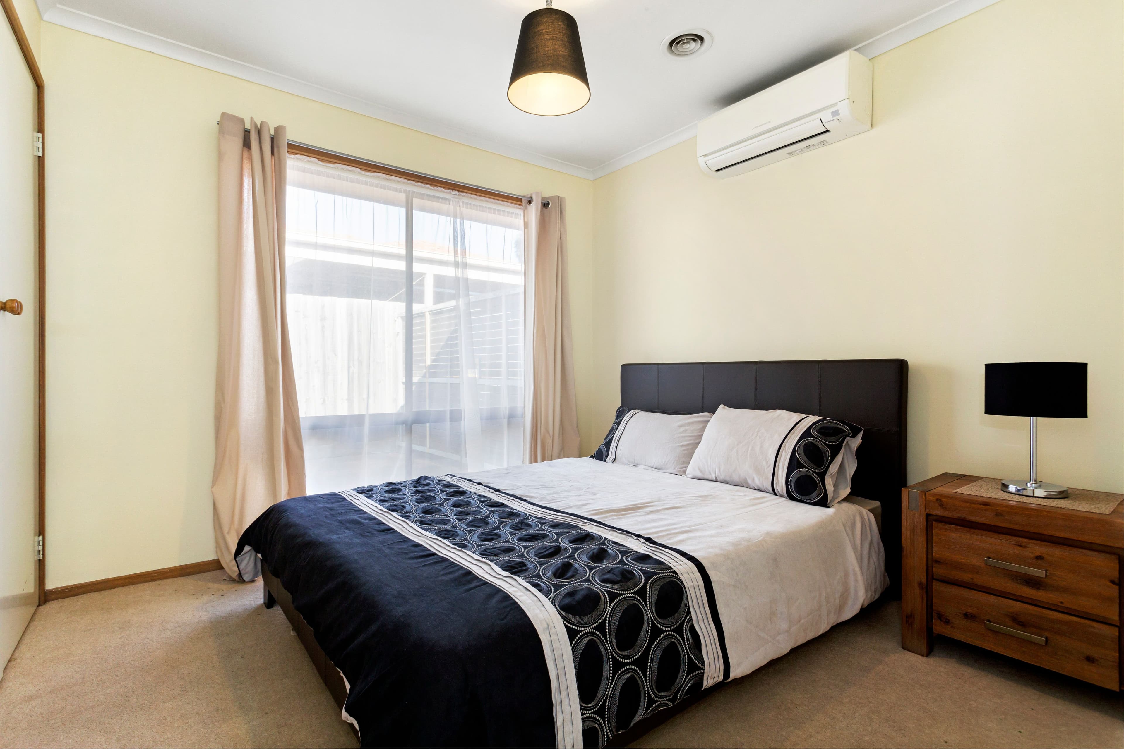 12 Bronsdon Court, Mill Park VIC 3082, Mill Park - Thumbnail 3