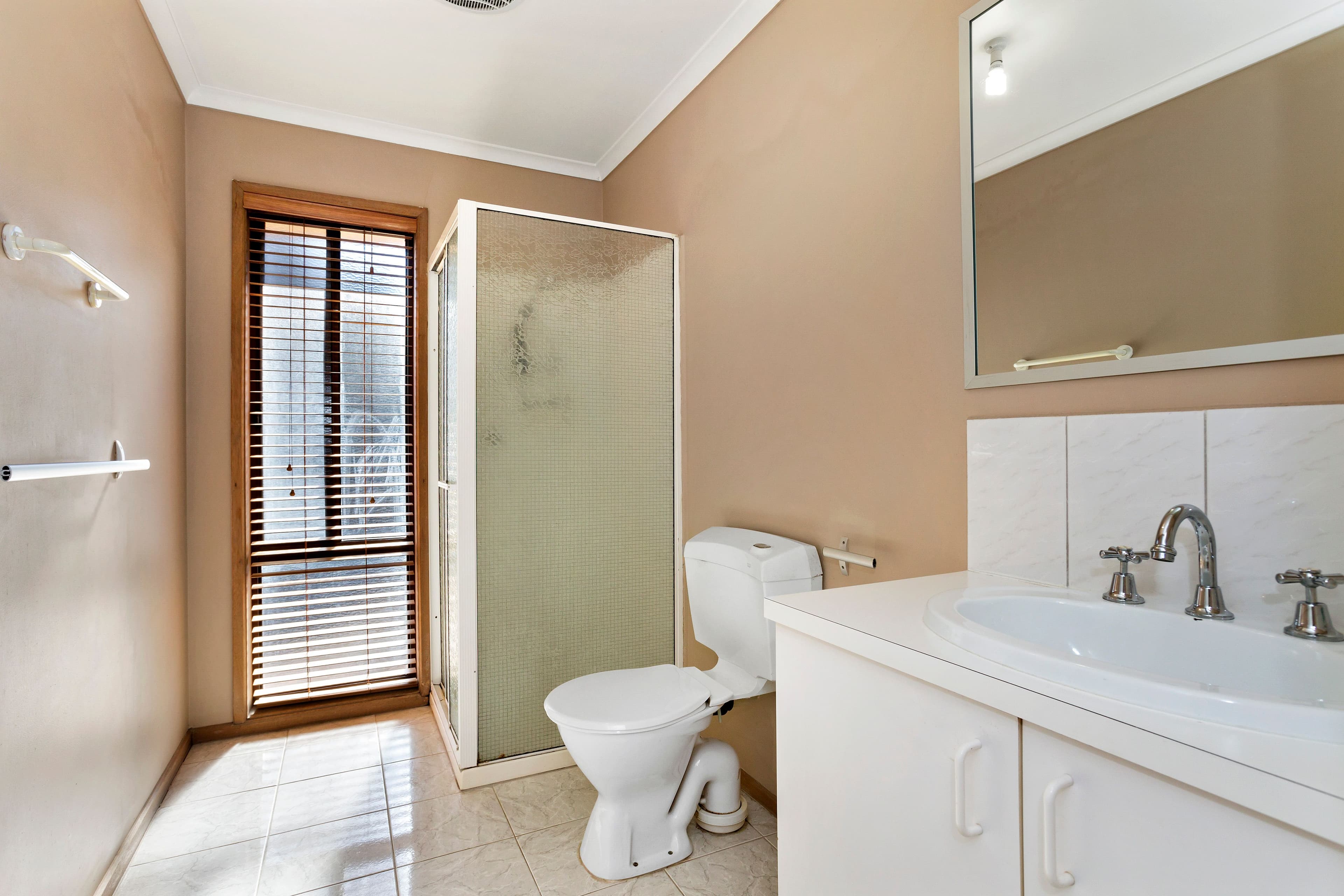 12 Bronsdon Court, Mill Park VIC 3082, Mill Park - Thumbnail 6