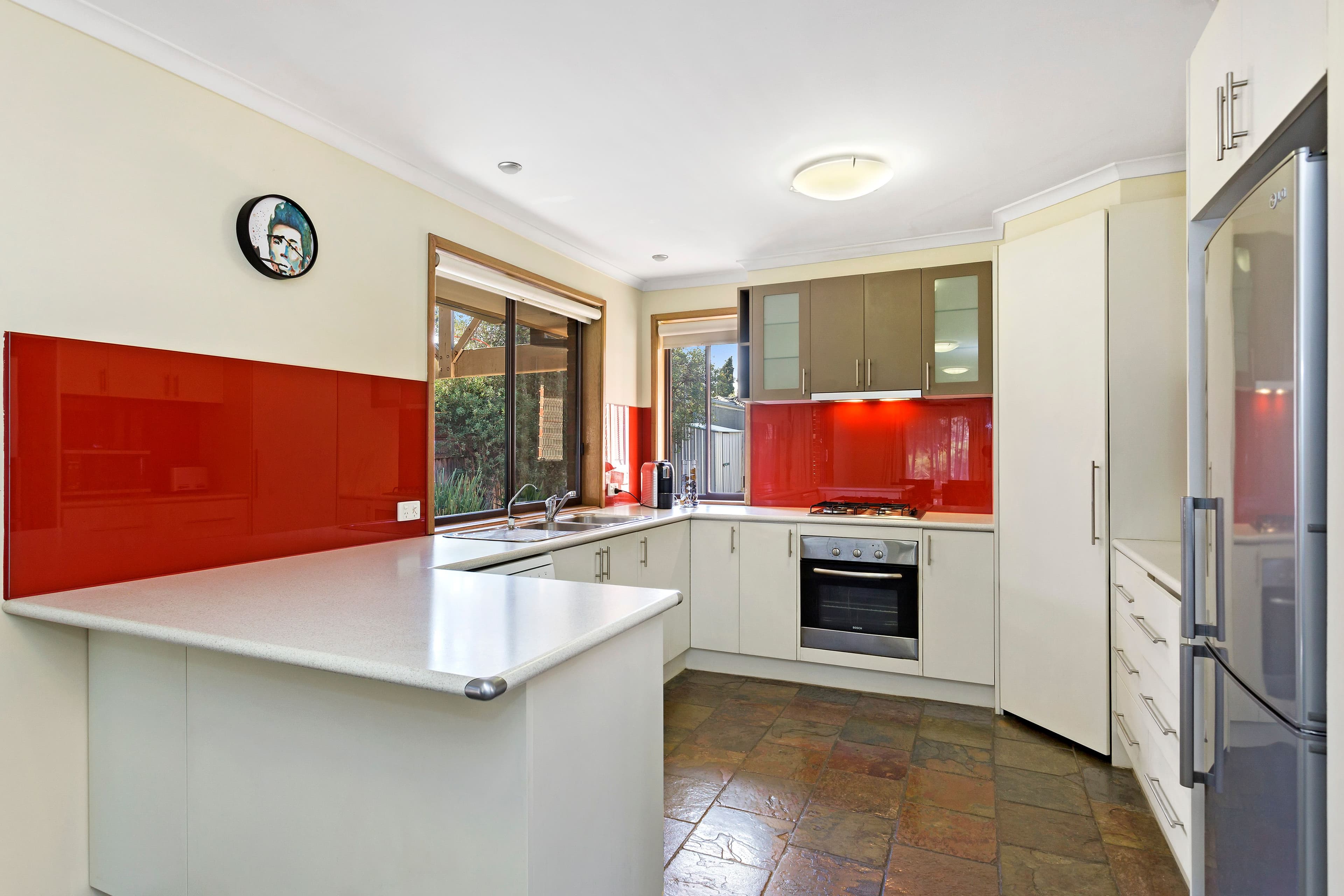 12 Bronsdon Court, Mill Park VIC 3082, Mill Park - Thumbnail 8