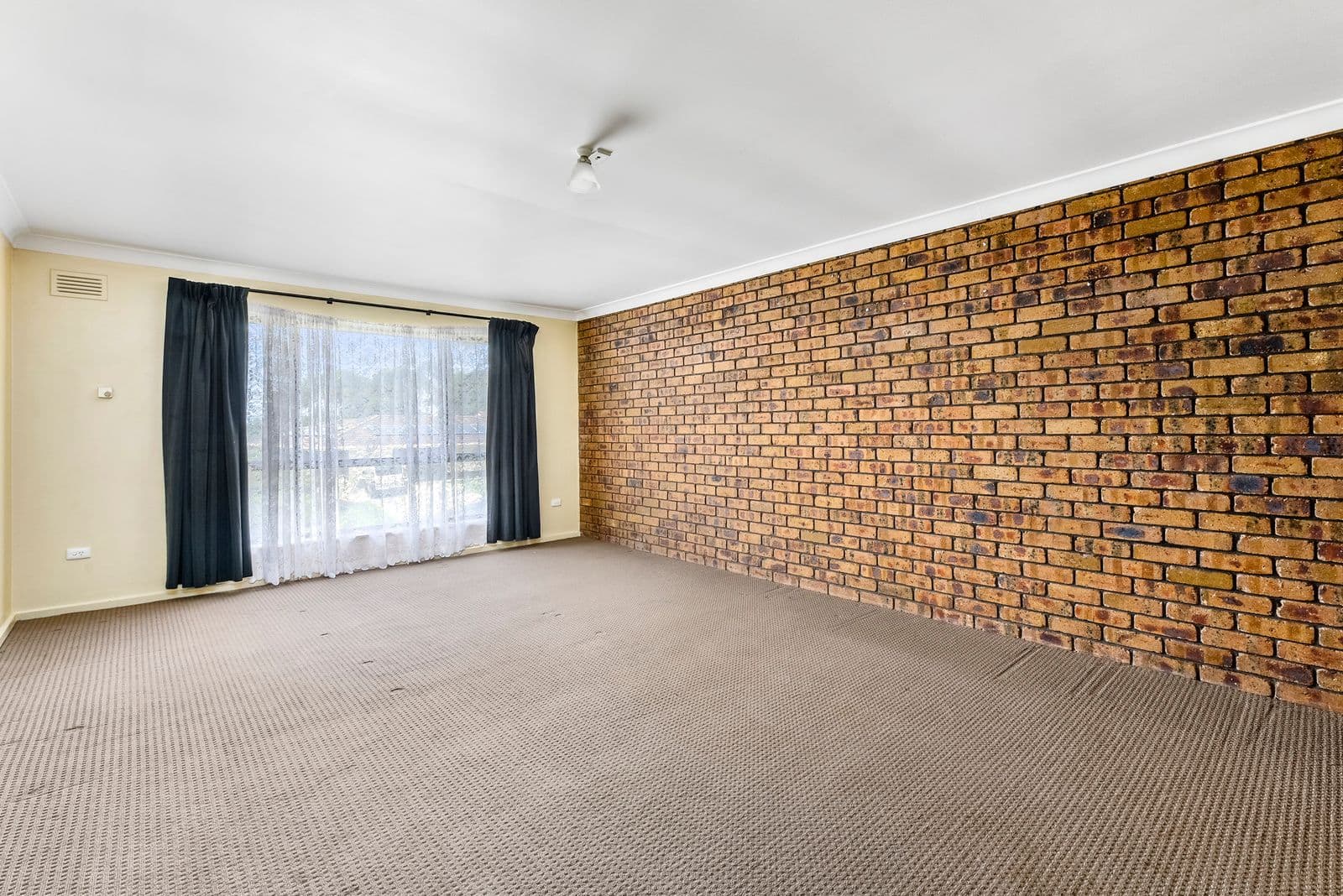 28 Derwent Court, Mount Gambier SA 5290, Mount Gambier - Thumbnail 6